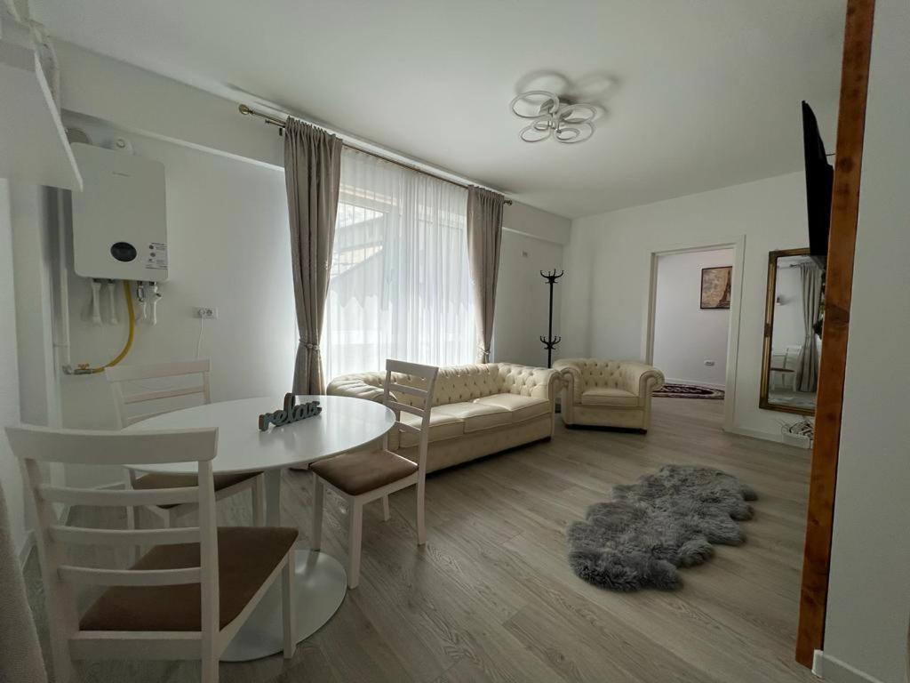 Cozy Accommodation Central City - Iasi Exterior foto